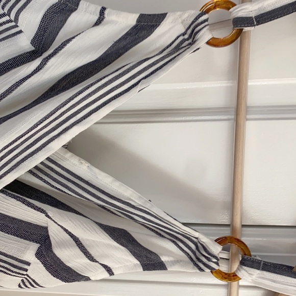 American eagle romper new with tags - Picture 2 of 3